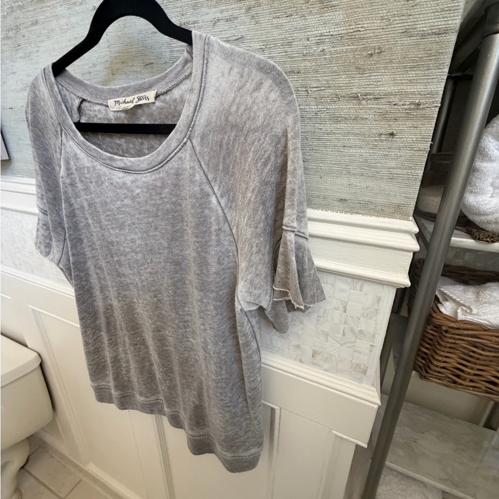 Medium Anthropologie Michael Stars Gray flutter Ruffle Sleeve Sweatshirt tee - Picture 9 of 14